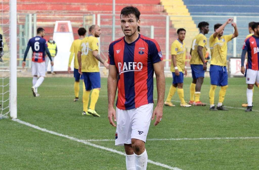 Diaz può prendersi il Taranto: disponibile subito col Bitonto