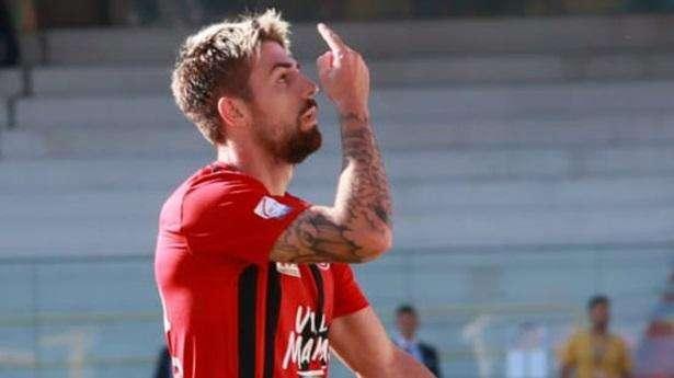 Foggia, ancora porte girevoli: salutano Nicolao e Vuthaj, fatta per Vono 