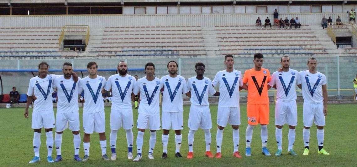Le probabili formazioni di Brindisi-Nocerina: Olivieri con il 4-3-3, unico assente Escu