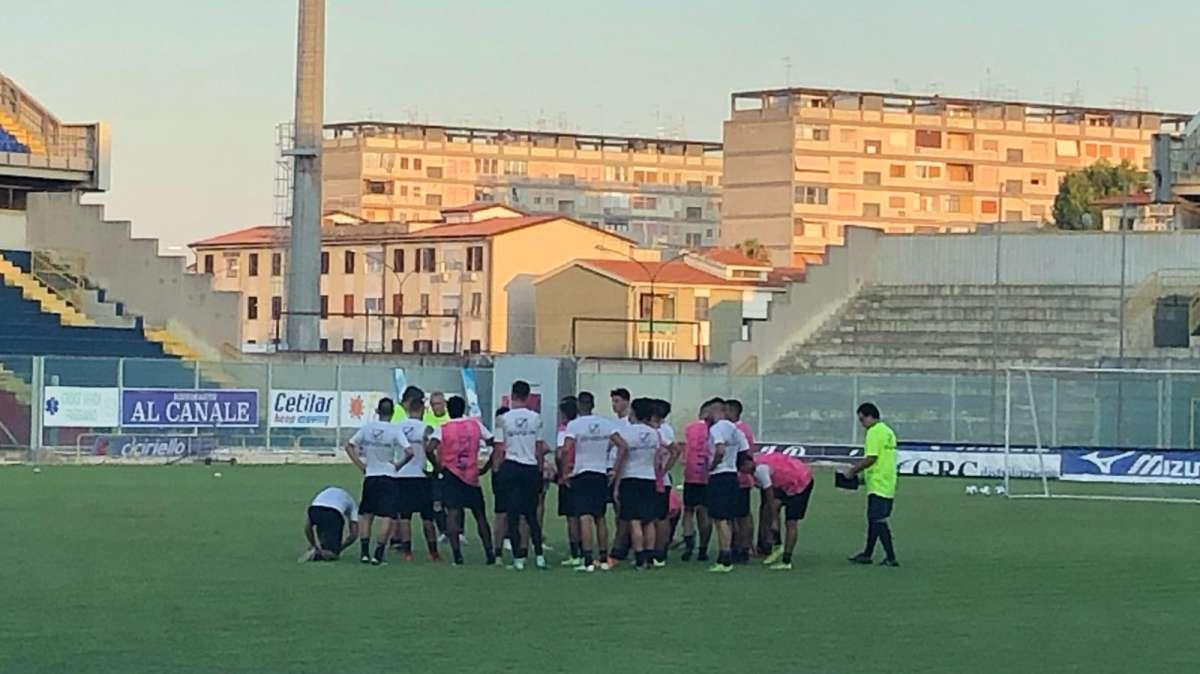 Taranto, Acquadro saluta e va all'Acr Messina 