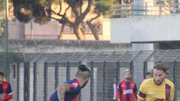 Nardò, Danucci ritrova De Giorgi per l'ultima di campionato. Tornors guida l'attacco