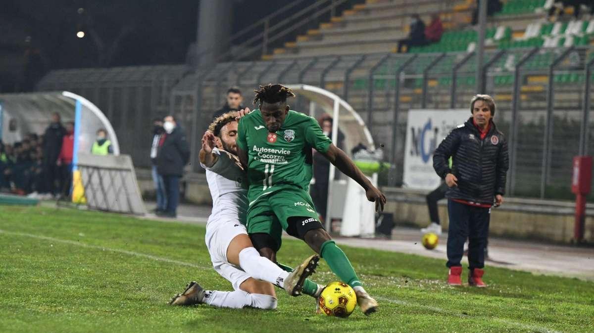 Monopoli, Guiebre incedibile. Vazquez sempre più vicino
