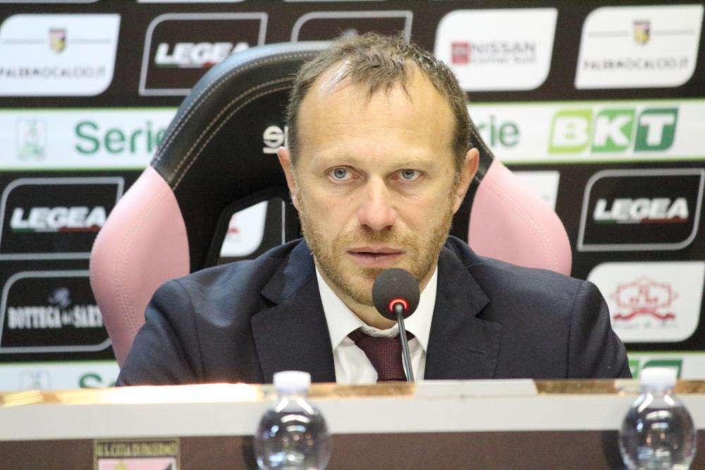 Livorno, la carica di Breda: "A Foggia per vincere, ce la metteremo tutta"