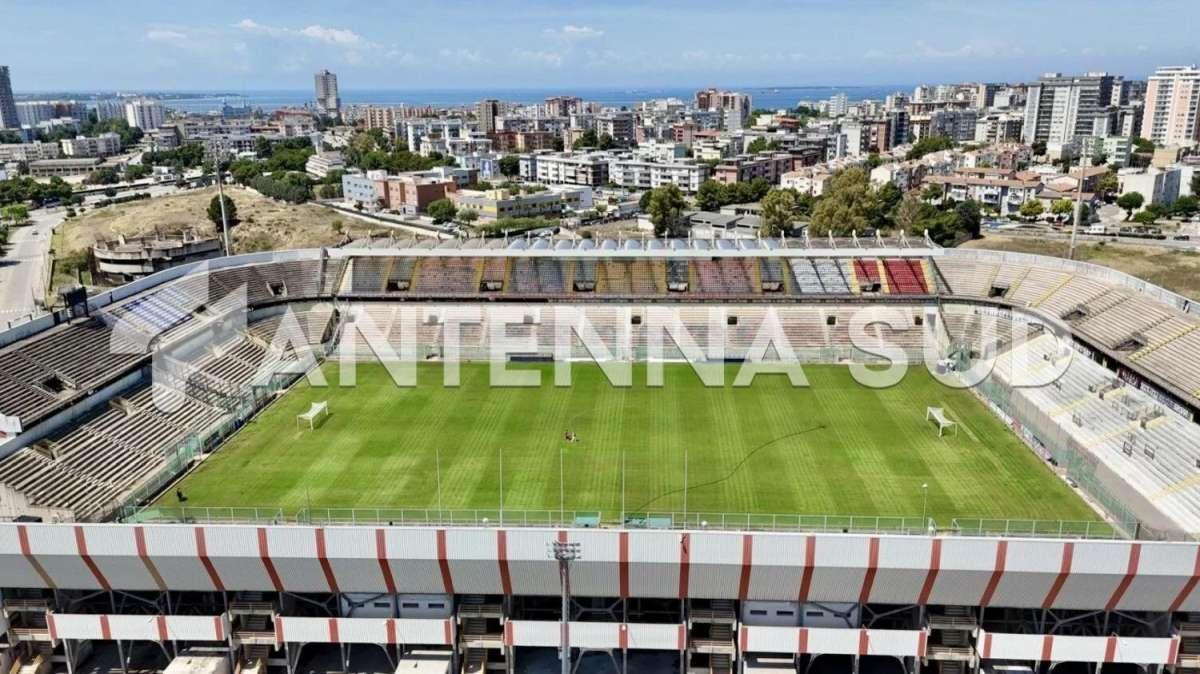 Stadio Iacovone: una ditta romana si aggiudica la demolizione dell'impianto