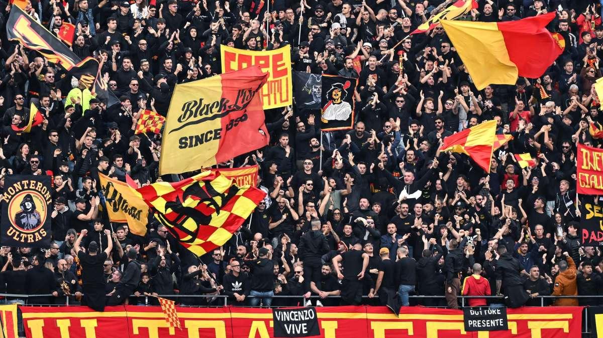 Lecce, i tifosi rispondono con entusiasmo: esauriti i biglietti per Monza