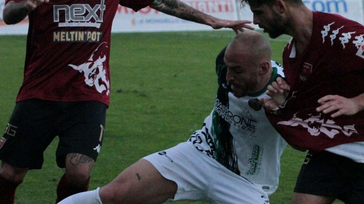 Serie D/H - Anticipi 14^giornata: Bitonto, sconfitta dolorosa. Ok il Gravina, altro stop per il Matino