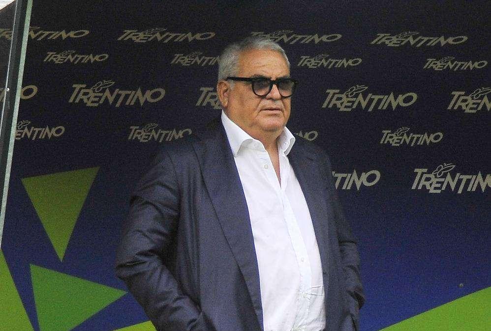 Lecce, è fatta per Nikolov: il calciatore si sta sottoponendo alle visite mediche