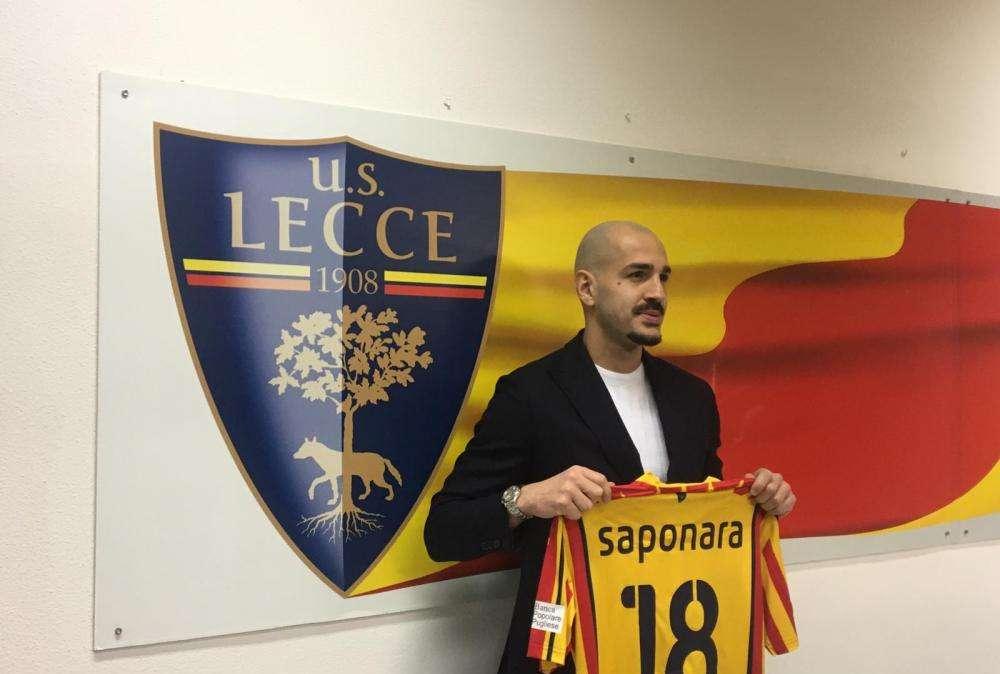 Lecce, allenamenti: Saponara torna in gruppo 