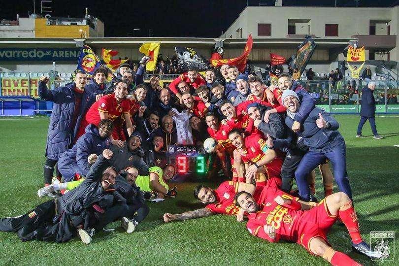 Serie C, Catanzaro macchina da guerra: 93 punti e record di categoria 