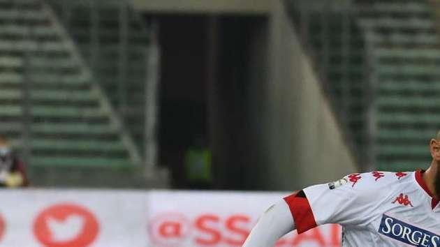 Il mercato a mezzanotte - Bari, via Simeri e D'Orazio. Monopoli: Jakimovski e Bizzotto. Nardò su Rimoli