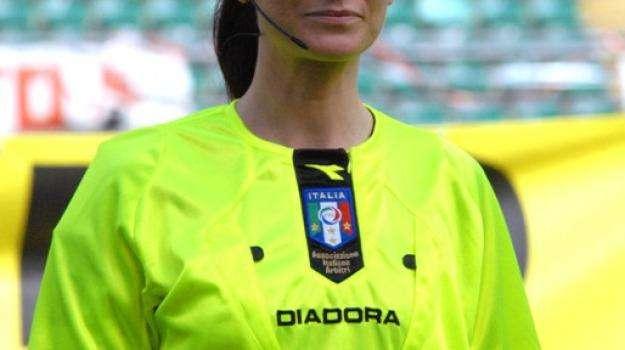 Juniores, Insulti sessisti all'arbitro sedicenne: il comunicato della società