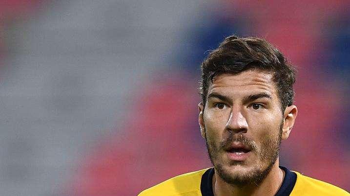 Lecce, tegola Dermaku: lesione al flessore della gamba destra