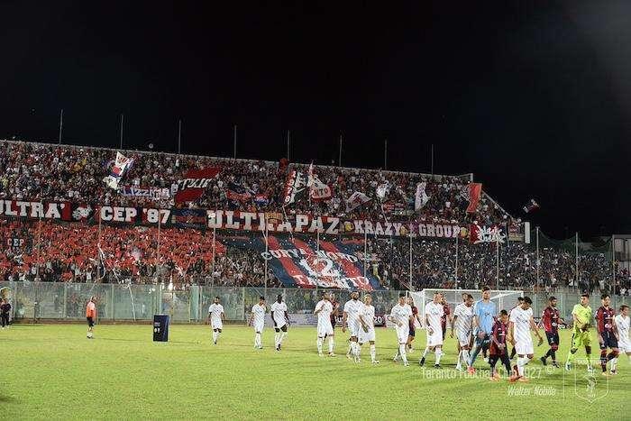 Il Taranto scrive ai propri tifosi: "Ci rivedremo presto a casa"