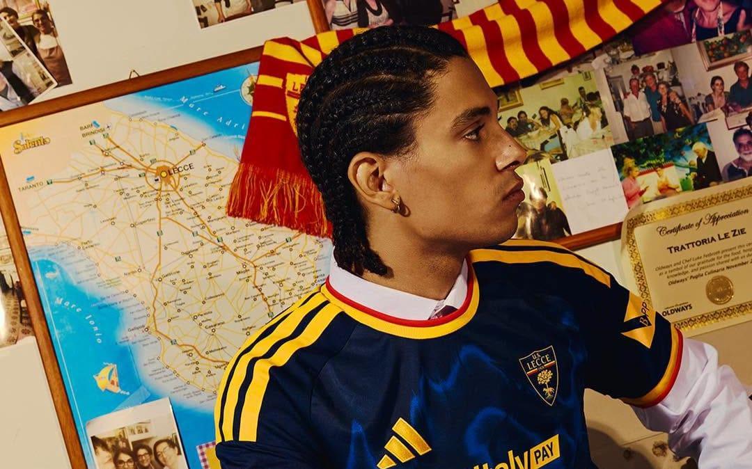 Lecce, svelata anche la terza maglia per la stagione 2026/2027