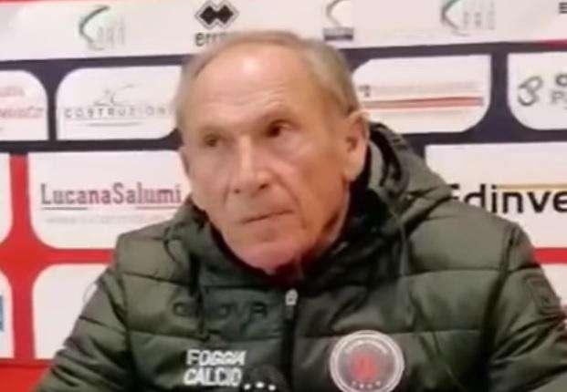 Foggia, Zeman: "Bisogna giocare un altro calcio. Classifica? Ci sono ancora tante partite"