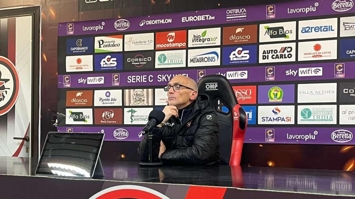 UFFICIALE - Foggia, esonerato Barilari