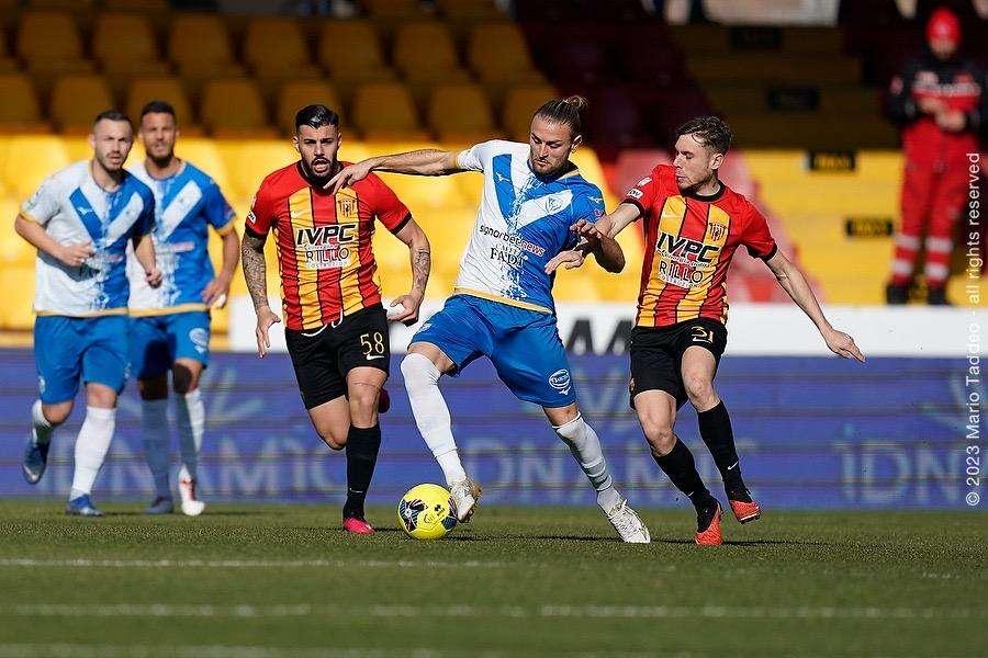 Lanini e Starita piegano il Brindisi: il Benevento si impone al Vigorito per 2-0
