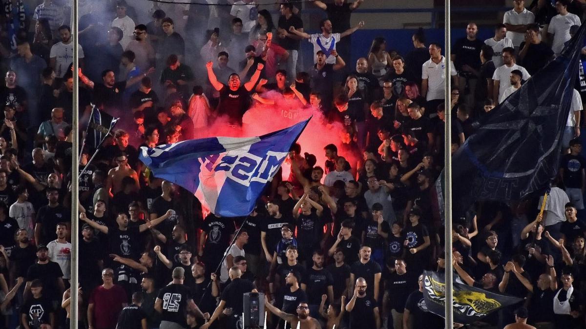 Virtus Francavilla-Brindisi, trasferta vietata ai residenti di quattro comuni