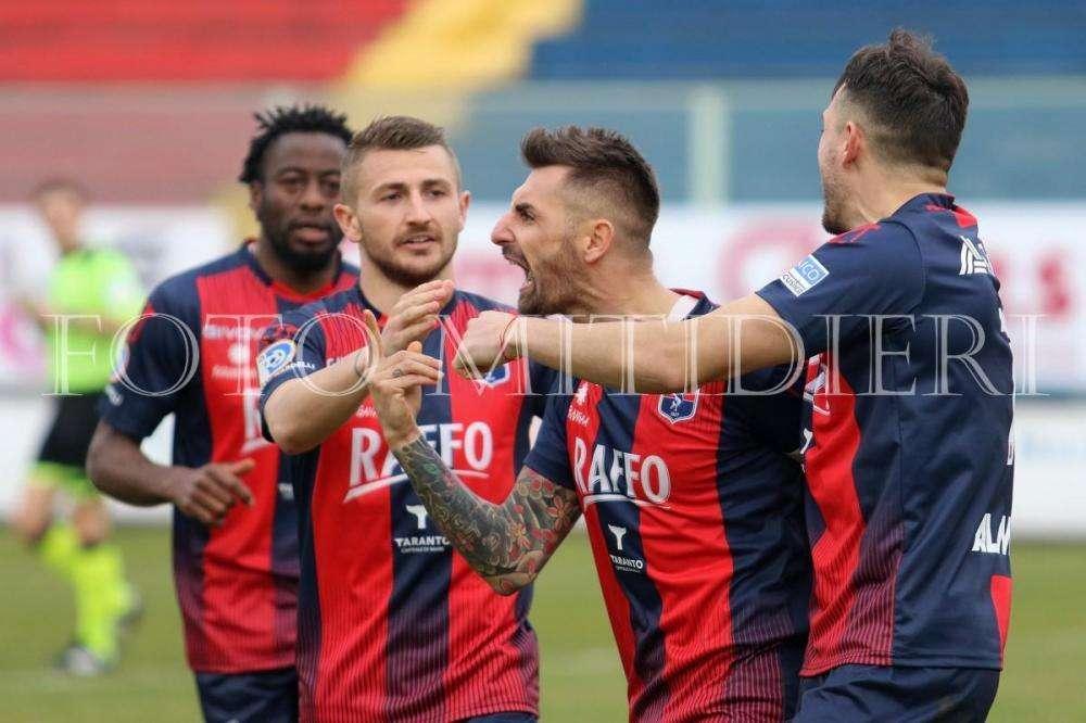 Taranto, Negro: "La squadra mantiene i contatti con lo staff"