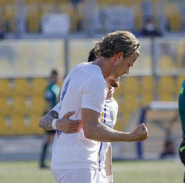Cerignola-Gravina 2-1, la rincorsa dei murgiani si ferma al Monterisi 