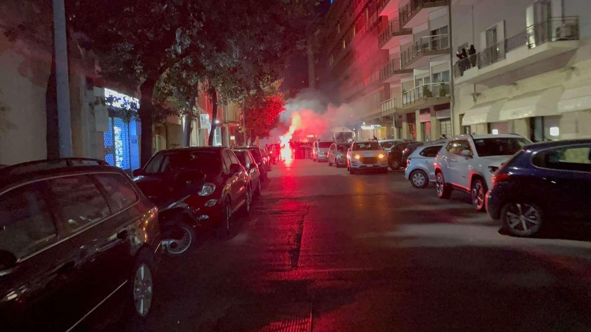 TCP - Lecce, i tifosi caricano la squadra prima della partita (FOTOGALLERY)