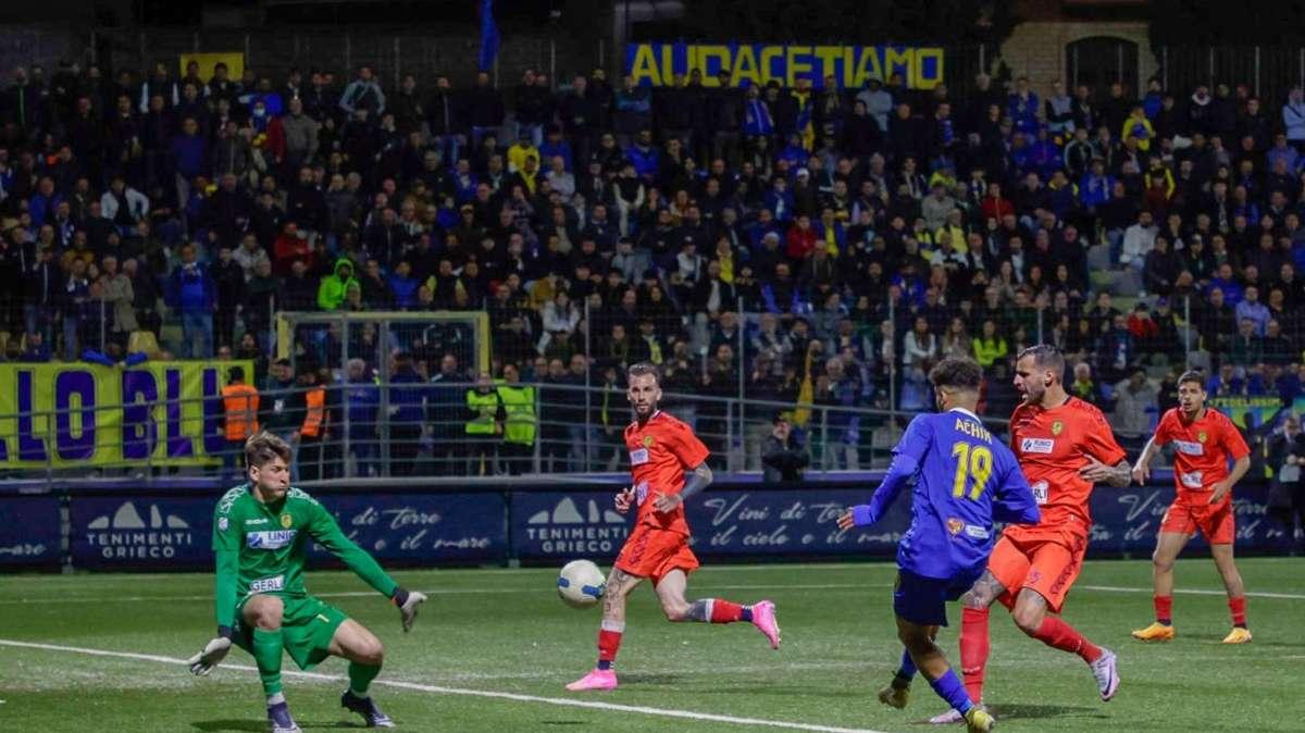 Juve Stabia - Cerignola, sesto incrocio in meno di un anno e mezzo