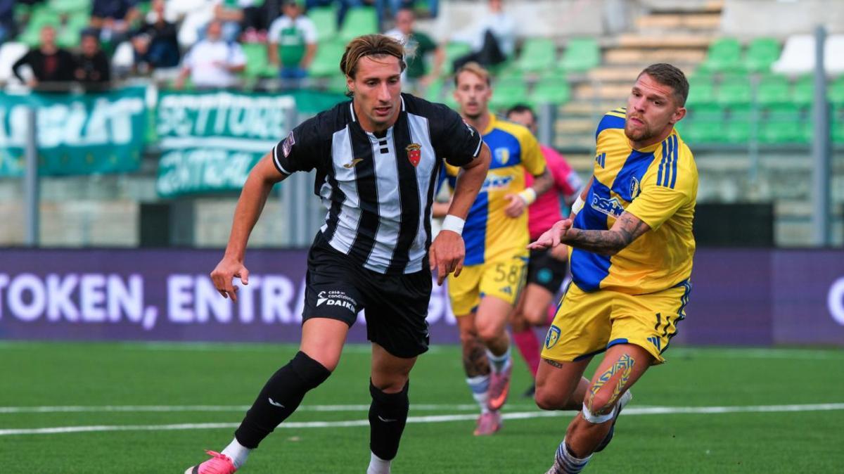 Monopoli-Cerignola 2-0: in rete Cortinovis e Fall