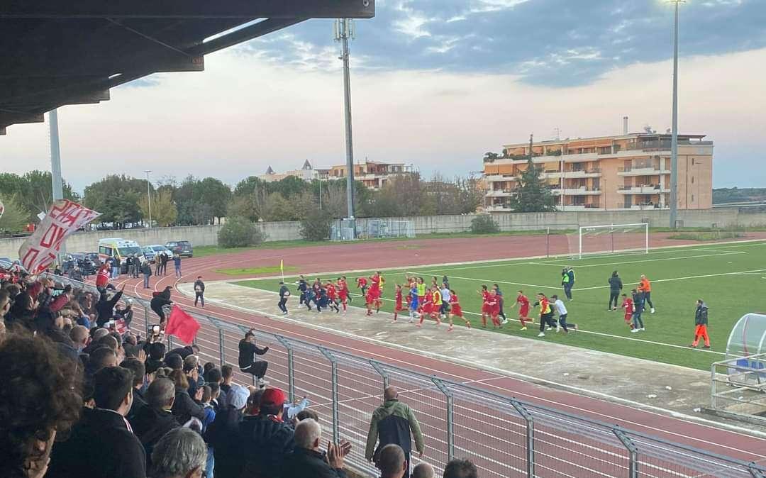 Il Barletta fa 11 su 11 e va in fuga, Corato steso nello scontro diretto