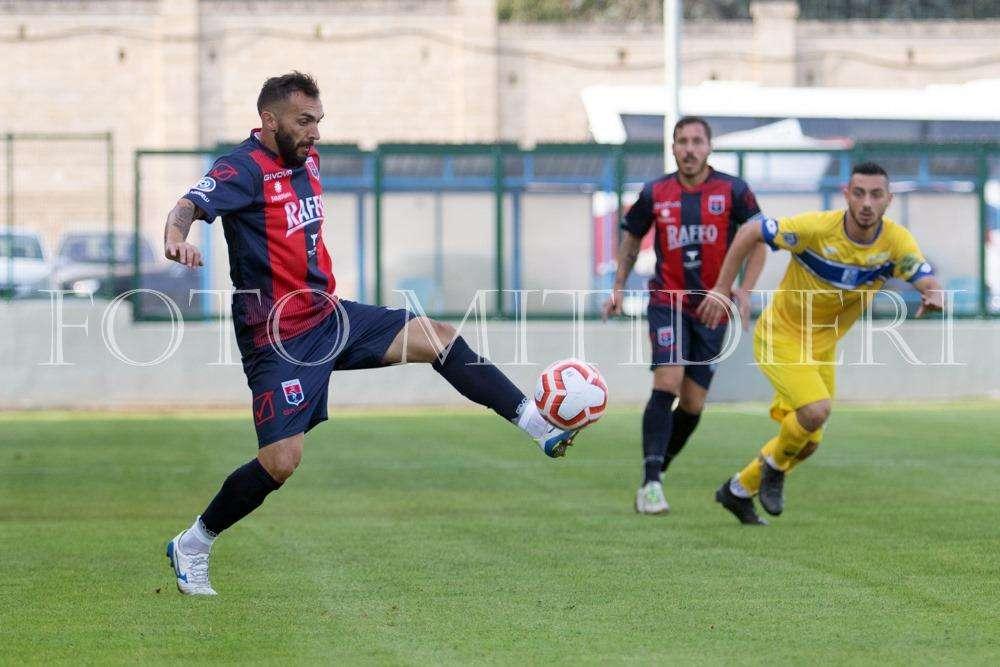 Brindisi, Galdean in biancazzuro? L'agente: "Al momento nulla di concreto"