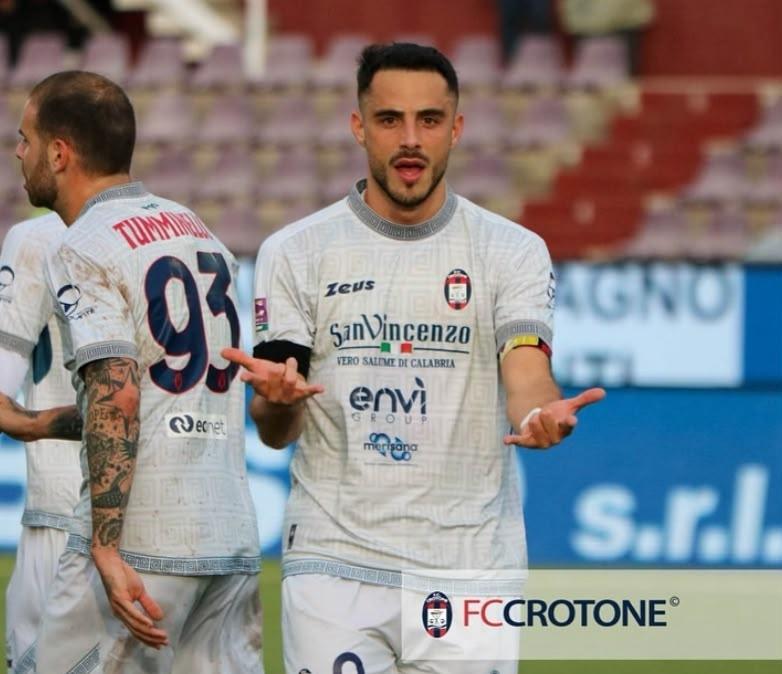 Bari, rilancio per Guido Gomez: su di lui anche il Catania