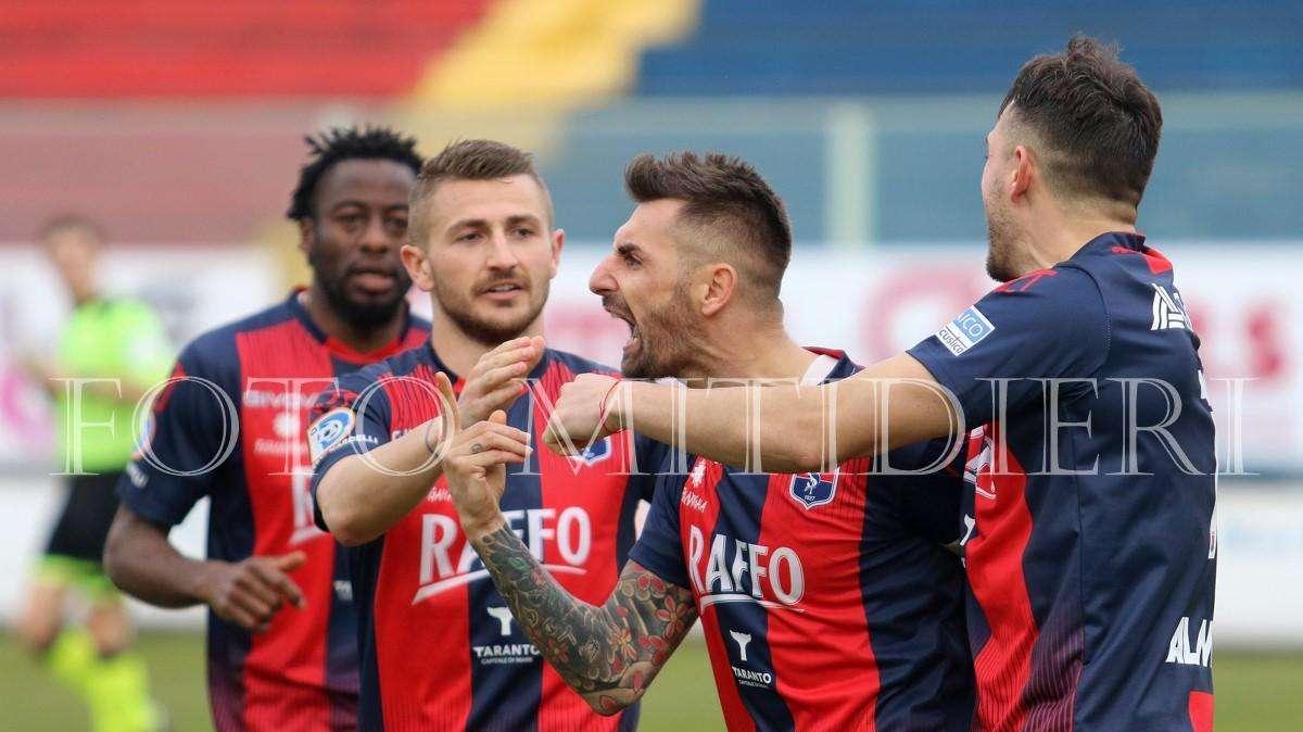 Taranto: Genchi si, Genchi no. La punta rimane nel mirino di Montervino