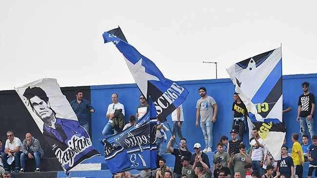 Tra penalizzazioni e polemiche: cosa succede al calcio pugliese? 