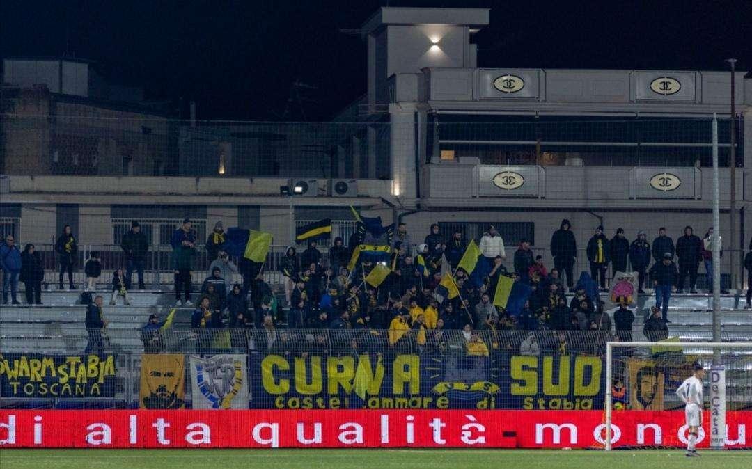 Cerignola-Juve Stabia, pronto "esodo" da Castellammare: attesi 400 tifosi 