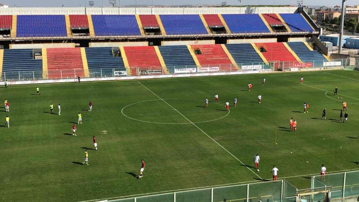 Le formazioni ufficiali di Taranto-Sorrento: torna Ferrara dal primo minuto