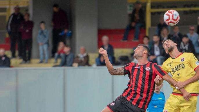 Foggia, il mercato prende forma: dopo Delli Carri potrebbe partire anche Iadaresta