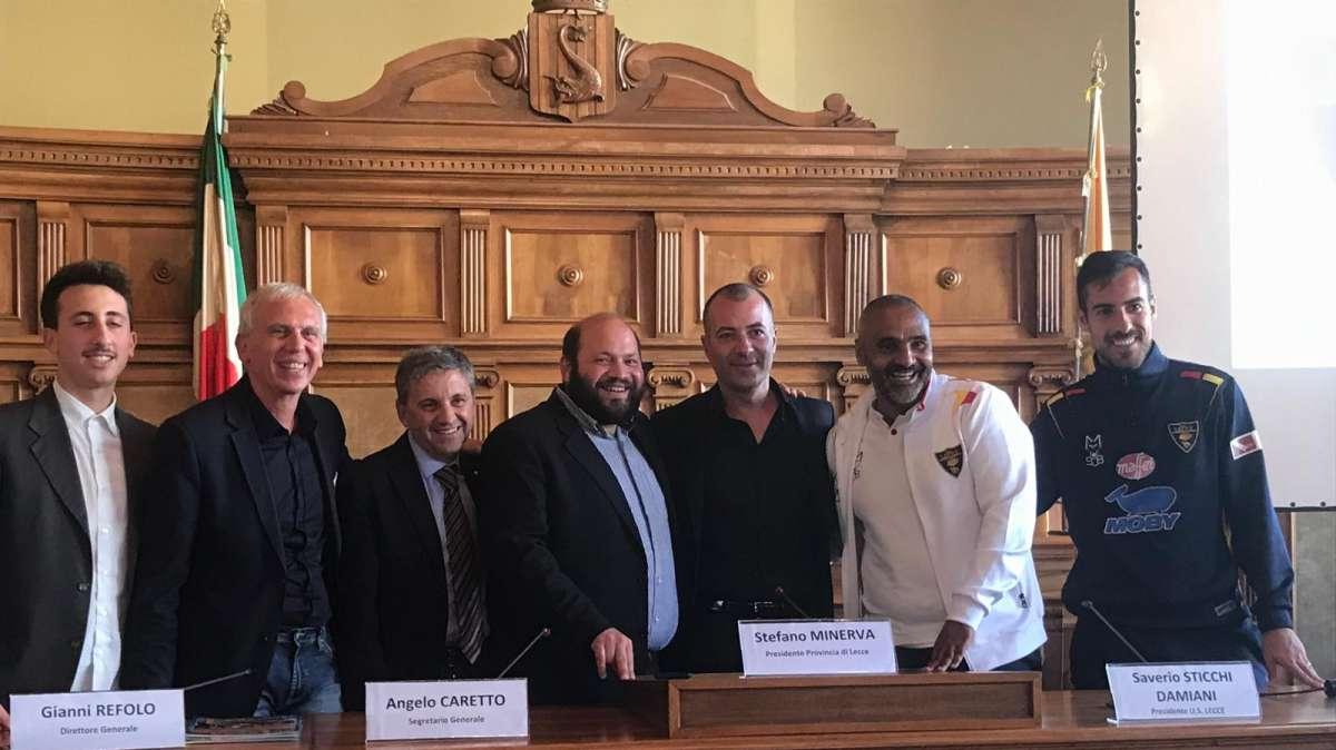 Lecce, squadra premiata in Provincia. Liverani: “Stati il gruppo più forte”