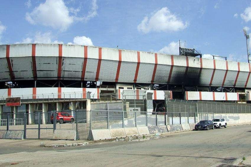 Stadio Iacovone, primo sopralluogo dei periti. Ciraci: "Nelle prossime 48 ore maggiori elementi per valutazioni"