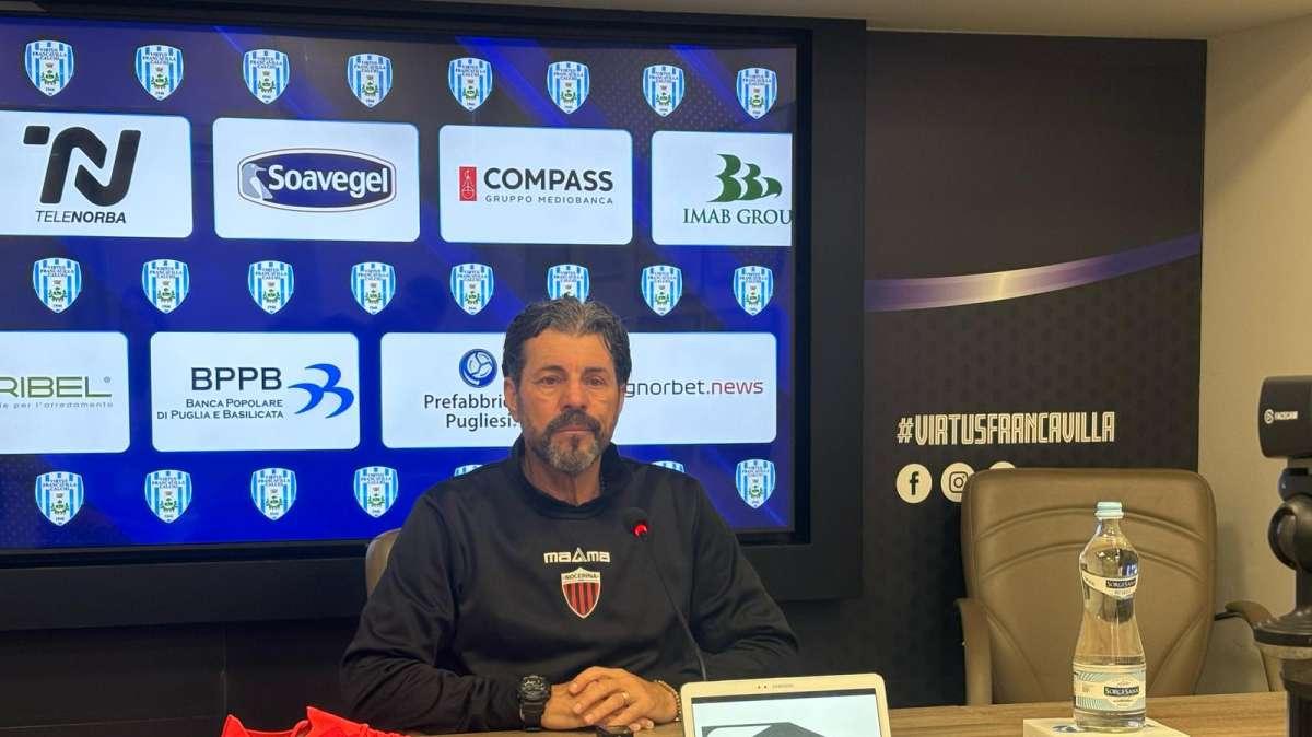 Nocerina, Campilongo esulta: "Siamo un grande gruppo"