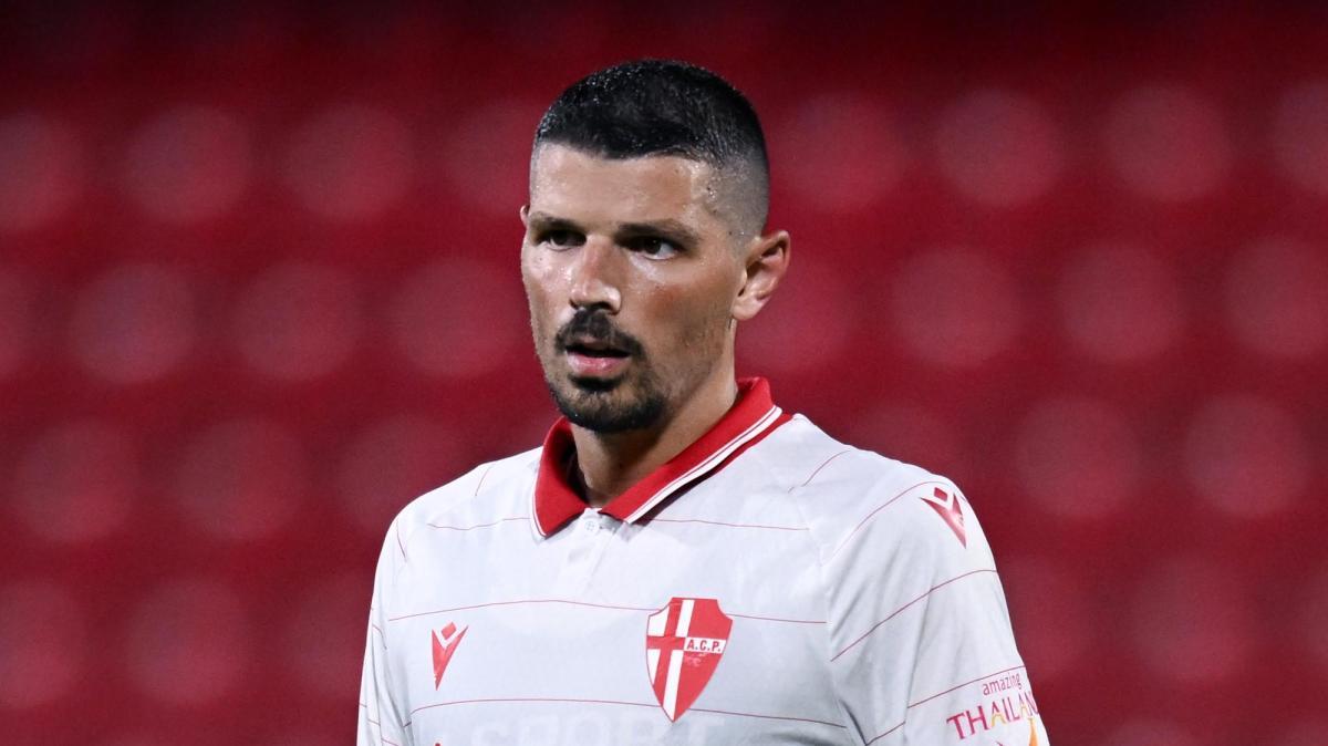 Bari, interesse per Bortolussi: l’attaccante può lasciare Padova