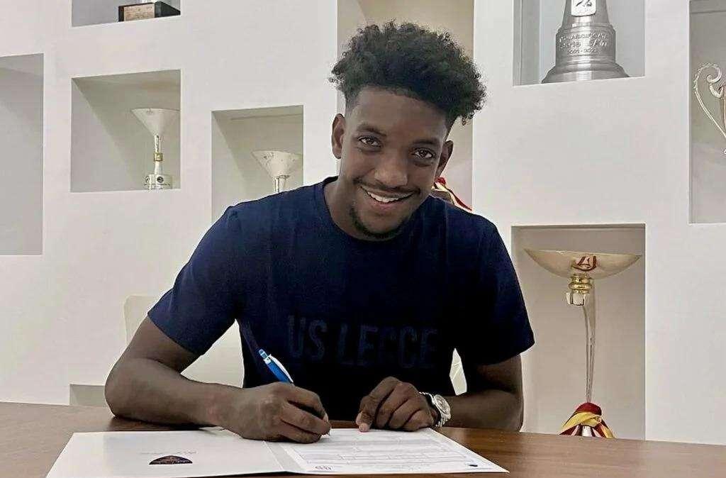 UFFICIALE -  Lecce, ha firmato Andy Pelmard