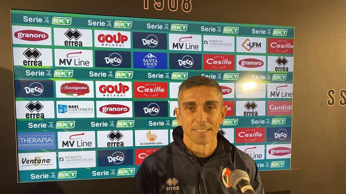 Verso Bari-Modena, Longo: “Spiace per il rinvio ma restiamo sereni e concentrati”