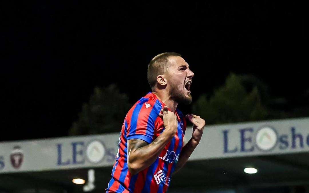 Un super Chiricò trascina il Casarano: vittoria per 2-1 e primo successo esterno stagionale