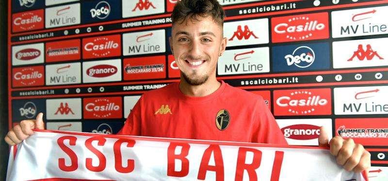 Bari, Nasti sui social: "Obiettivo rialzare la testa subito"