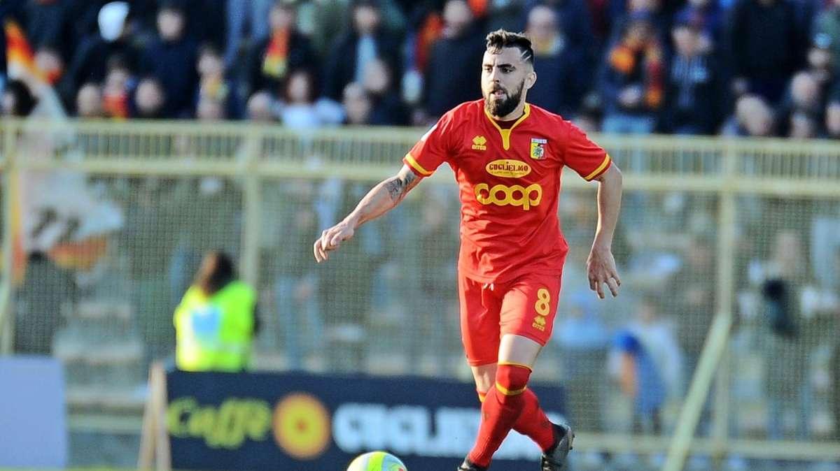 Serie C, Giudice Sportivo: stop di un turno per Iuliano (Monopoli). Salterà derby col Foggia