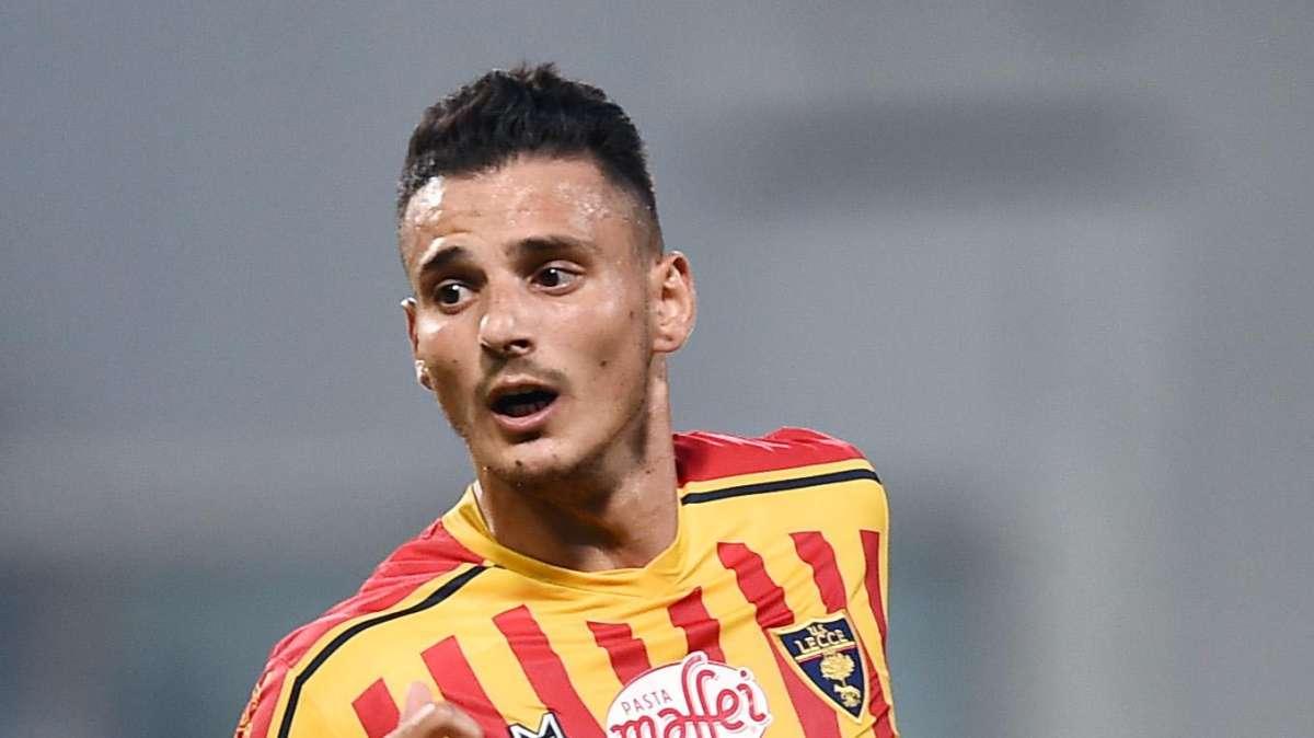 UFFICIALE - Carrarese, ha firmato l'ex Lecce Falco