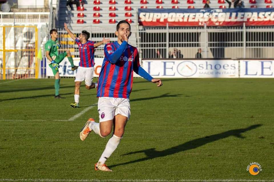 L'esultanza di Ciro Foggia