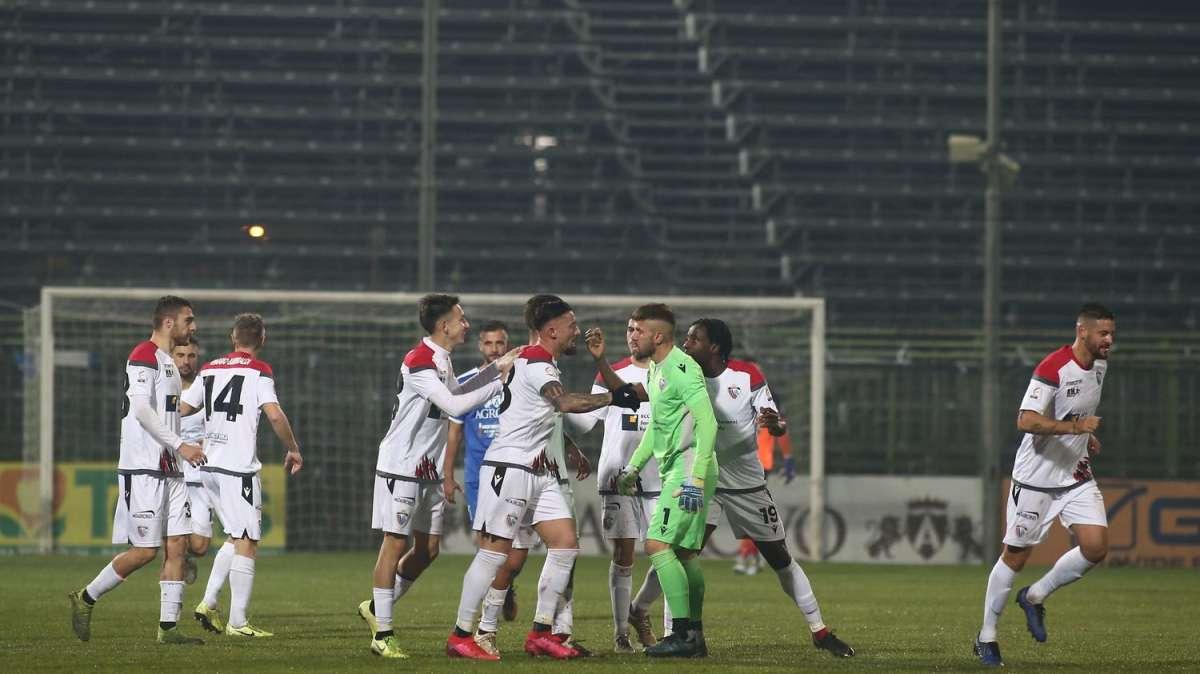 UFFICIALE - Foggia, rinviata la sfida di lunedì contro il Palermo