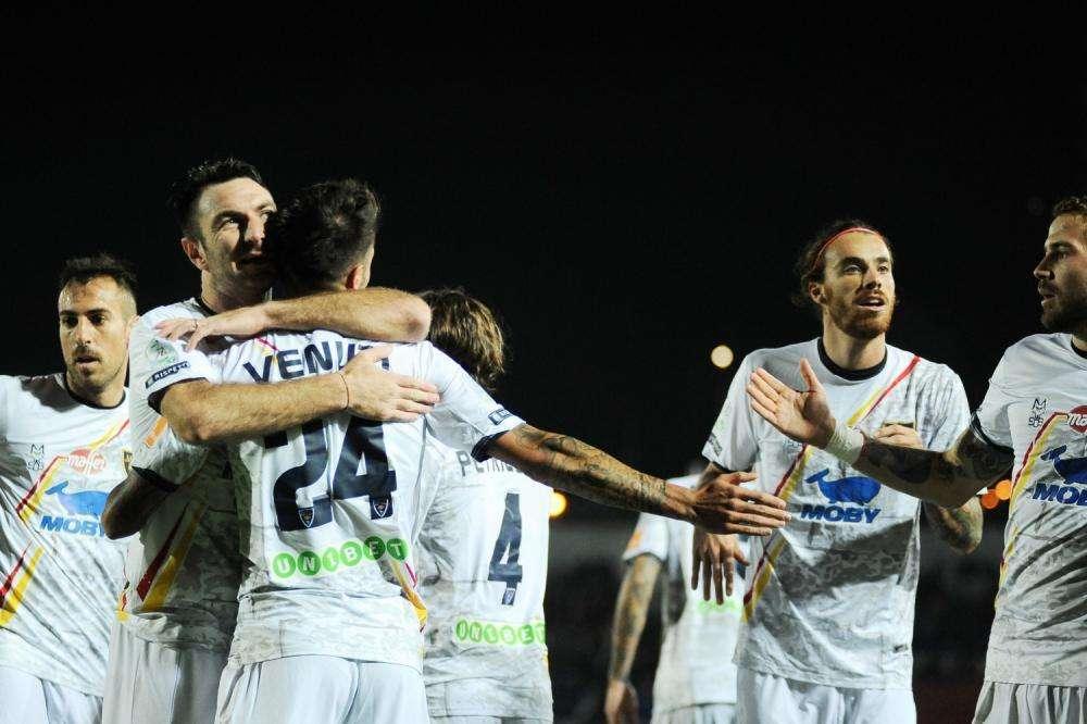Lecce, un anno fa una delle pagine più belle della storia recente: il 7-0 all'Ascoli