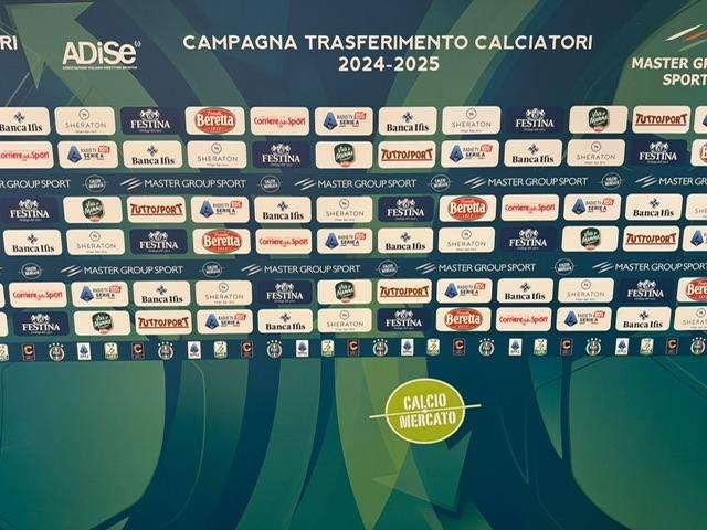 Lecce, il nuovo difensore arriva dal Como: trattativa in chiusura 