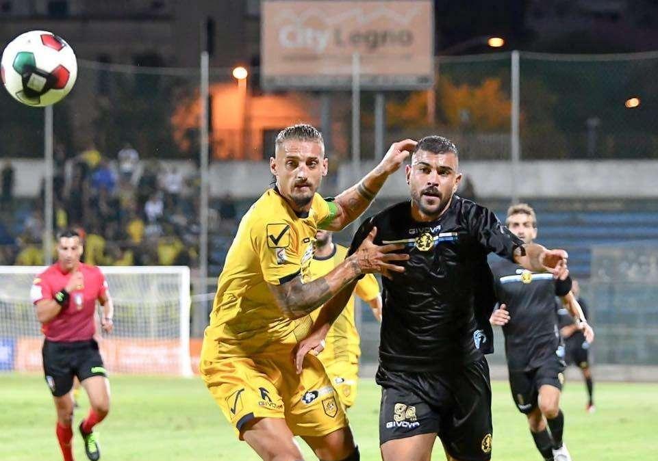 UFFICIALE - Fidelis Andria, è separazione con Favetta